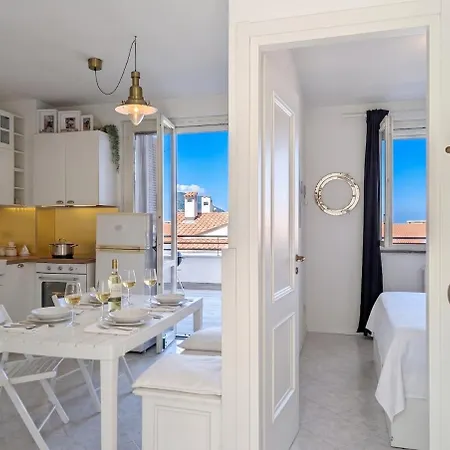 -terrazza Bbq- Wifi Ac Giardino Privato Marcelli