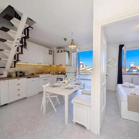 -terrazza Bbq- Wifi Ac Giardino Privato Lejlighed